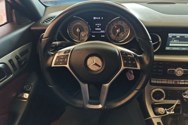 Used Mercedes-Benz SLK-Class 2011 SLK 200 Fashion Model Steering Wheel