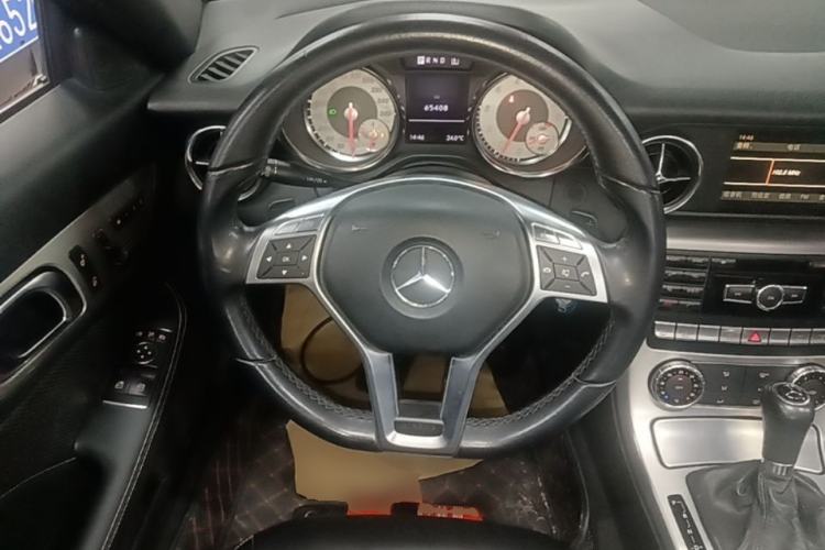Used Mercedes-Benz SLK-Class 2011 SLK 200 Fashion Model Steering Wheel