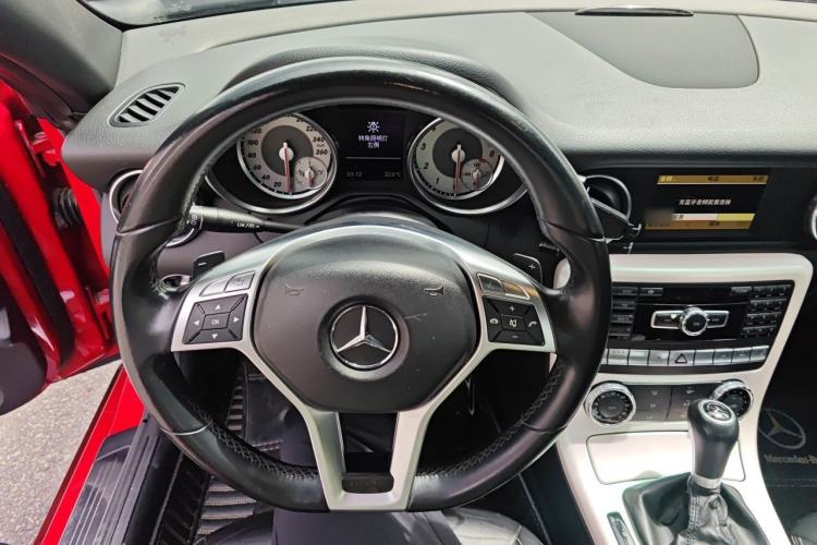 Used Mercedes-Benz SLK-Class 2011 SLK 200 Fashion Model Steering Wheel