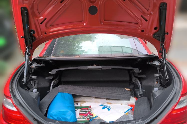 Used Mercedes-Benz SLK-Class 2011 SLK 200 Fashion Model Trunk