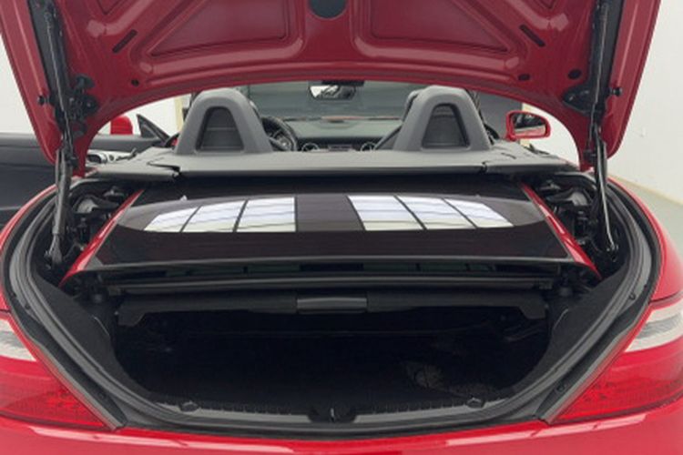 Used Mercedes-Benz SLK-Class 2011 SLK 200 Fashion Model Trunk