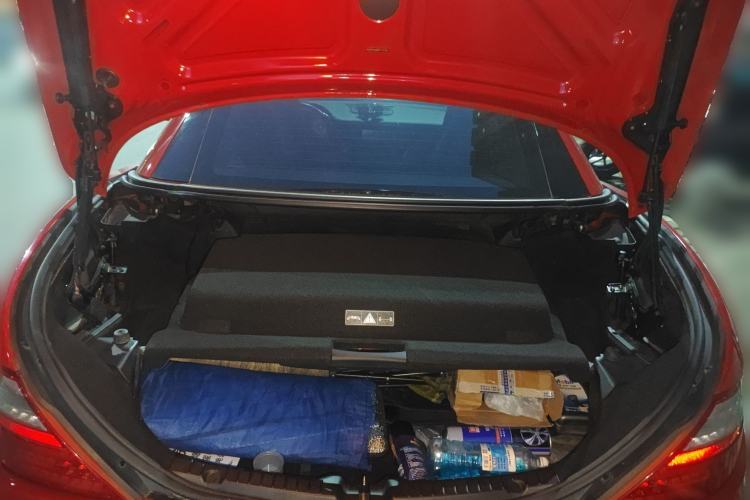 Used Mercedes-Benz SLK-Class 2011 SLK 200 Fashion Model Trunk