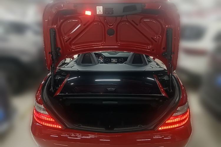 Used Mercedes-Benz SLK-Class 2011 SLK 200 Fashion Model Trunk