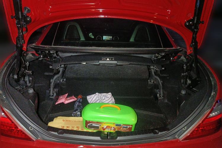 Used Mercedes-Benz SLK-Class 2011 SLK 200 Fashion Model Trunk