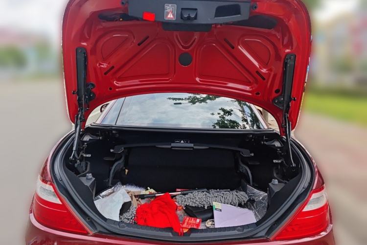 Used Mercedes-Benz SLK-Class 2011 SLK 200 Fashion Model Trunk