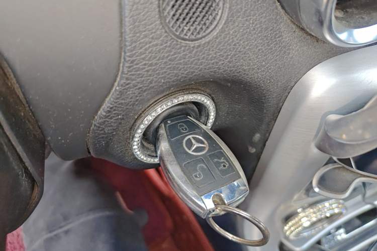 Used Mercedes-Benz SLK-Class 2011 SLK 200 Fashion Model Vehicle Key