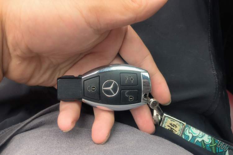 Used Mercedes-Benz SLK-Class 2011 SLK 200 Fashion Model Vehicle Key
