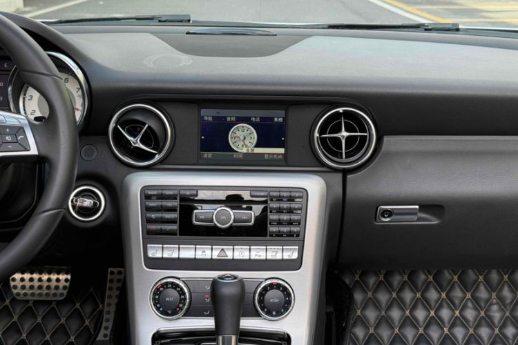 Used Mercedes-Benz SLK-Class 2011 SLK 200 Fashion Model Audio And AC Panel
