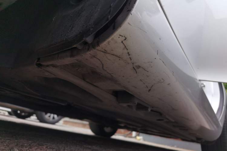 Used Mercedes-Benz SLK-Class 2011 SLK 200 Fashion Model Chassis Front Left