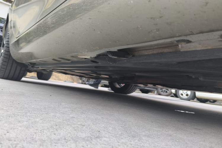 Used Mercedes-Benz SLK-Class 2011 SLK 200 Luxury Sports Model Chassis Front Right