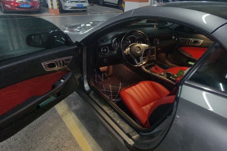 Used Mercedes-Benz SLK-Class 2011 SLK 200 Luxury Sports Model Driver Seat