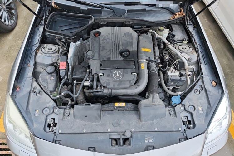 Used Mercedes-Benz SLK-Class 2011 SLK 200 Fashion Model Engine Bay