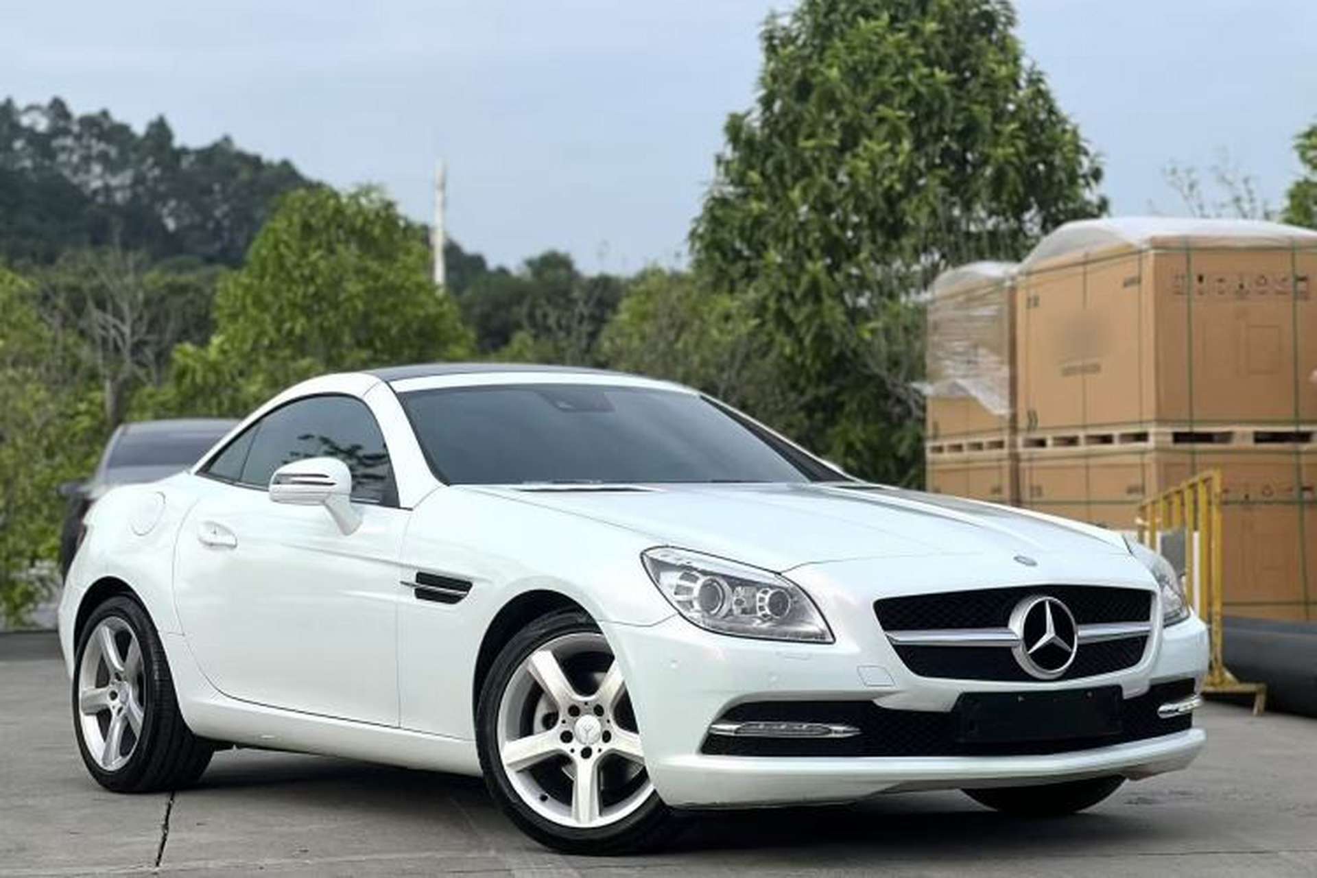 Used Mercedes-Benz SLK-Class 2011 SLK 200 Fashion Model Exterior 1