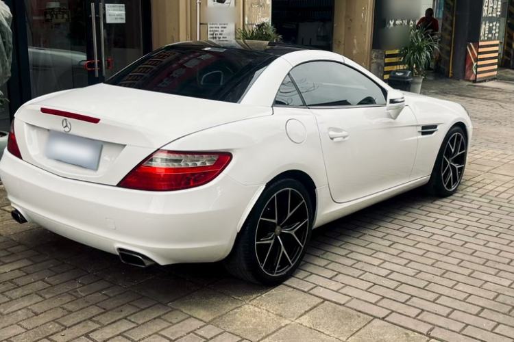 Used Mercedes-Benz SLK-Class 2011 SLK 200 Fashion Model Exterior 10