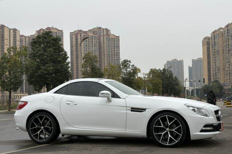 Used Mercedes-Benz SLK-Class 2011 SLK 200 Fashion Model Exterior 3