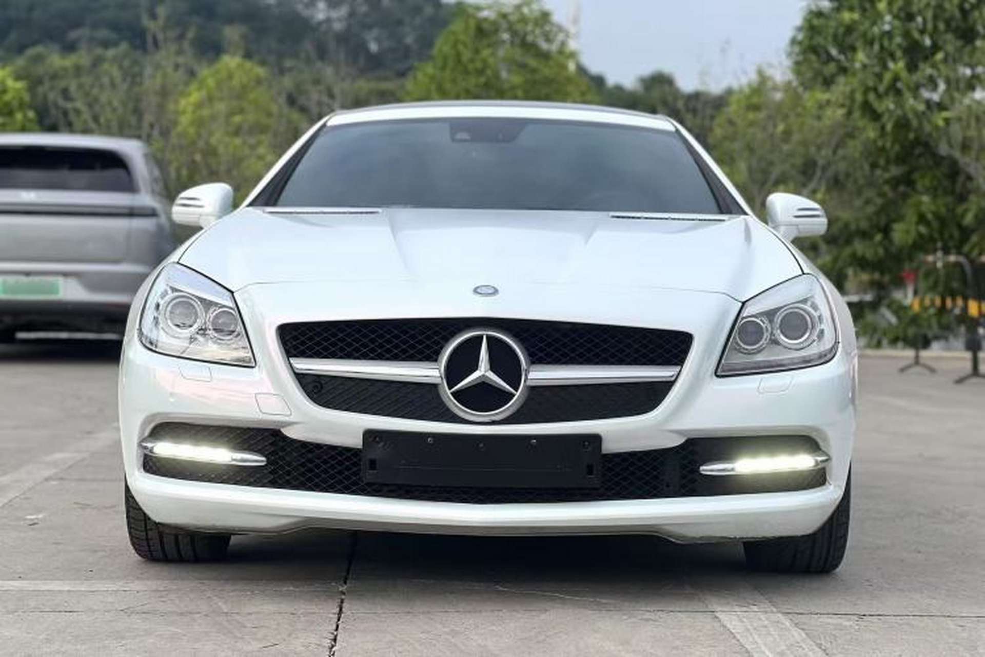 Used Mercedes-Benz SLK-Class 2011 SLK 200 Fashion Model Exterior 3