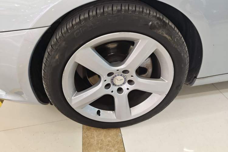 Used Mercedes-Benz SLK-Class 2011 SLK 200 Fashion Model Exterior 4