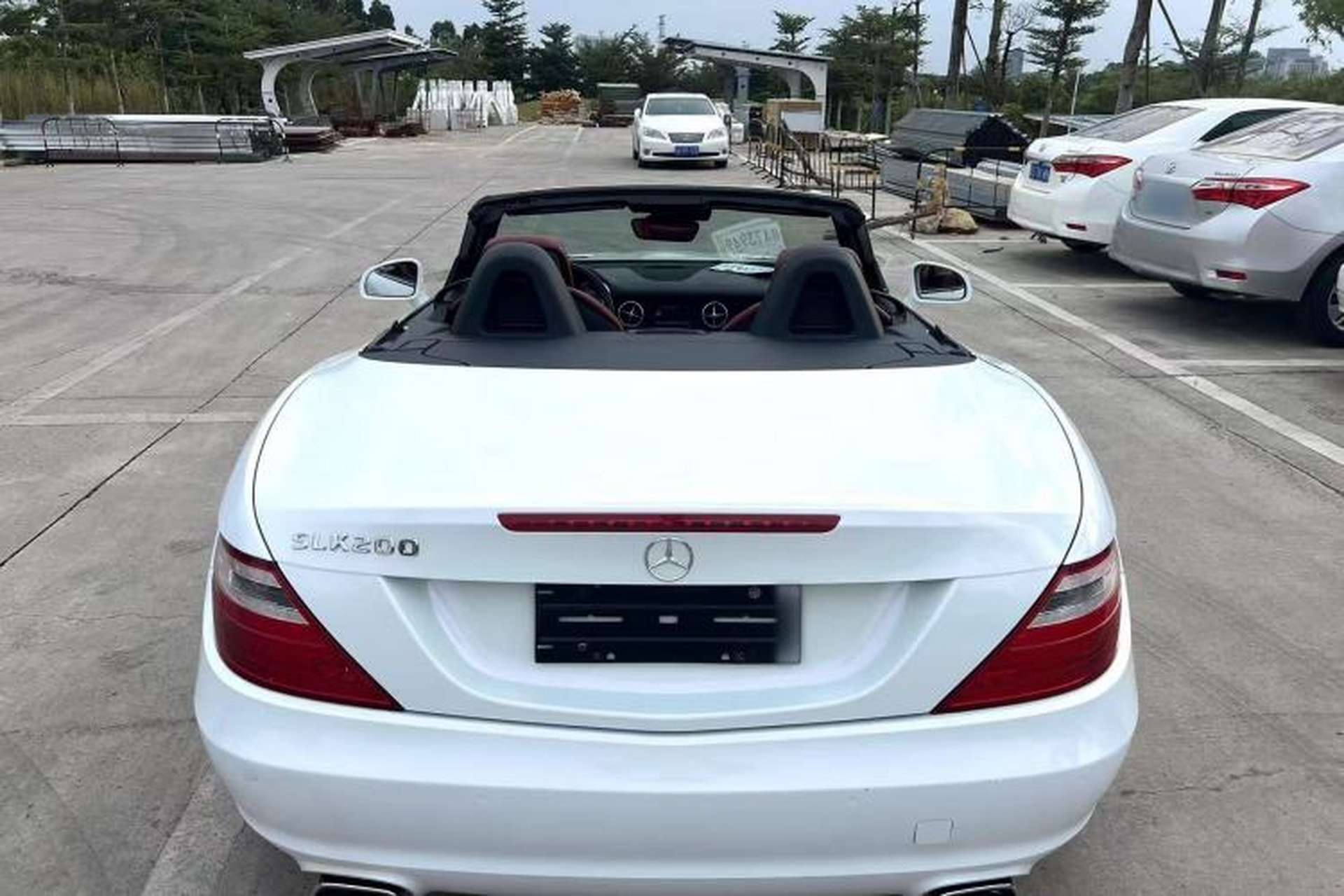 Used Mercedes-Benz SLK-Class 2011 SLK 200 Fashion Model Exterior 4