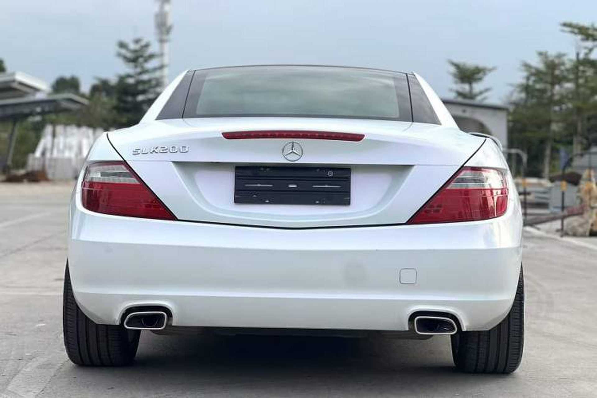 Used Mercedes-Benz SLK-Class 2011 SLK 200 Fashion Model Exterior 7