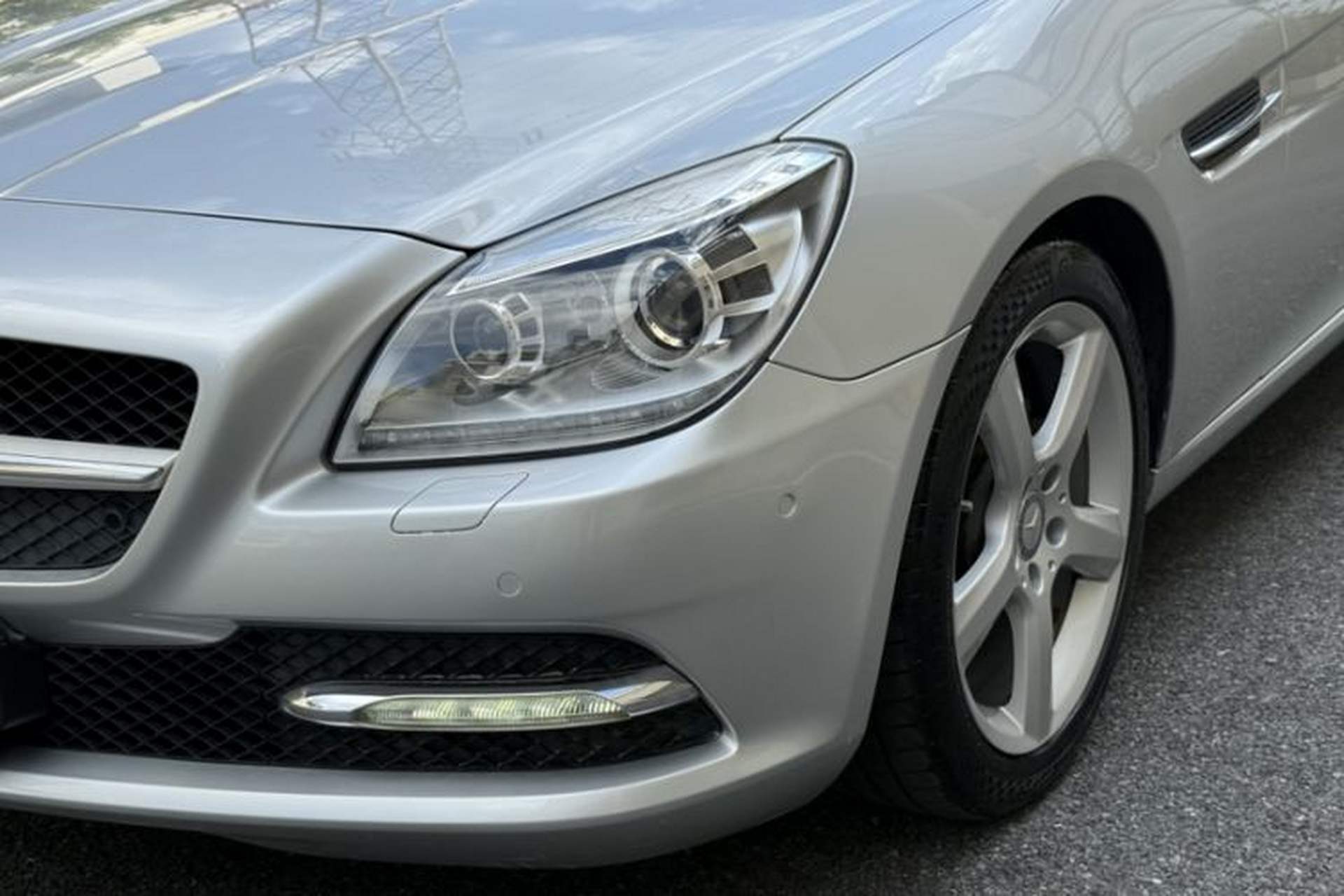 Used Mercedes-Benz SLK-Class 2011 SLK 200 Fashion Model Exterior 9
