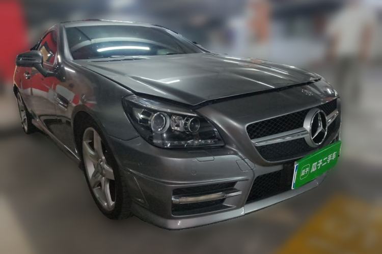 Used Mercedes-Benz SLK-Class 2011 SLK 200 Luxury Sports Model Front Right 45 Deg