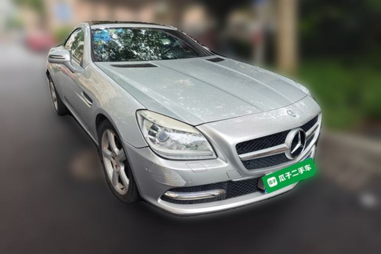 Used Mercedes-Benz SLK-Class 2011 SLK 200 Fashion Model Front Right 45 Deg