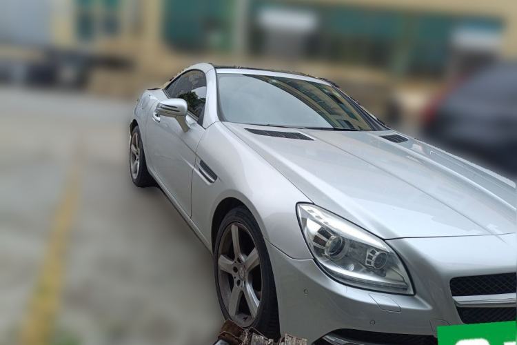 Used Mercedes-Benz SLK-Class 2011 SLK 200 Fashion Model Front Right 45 Deg