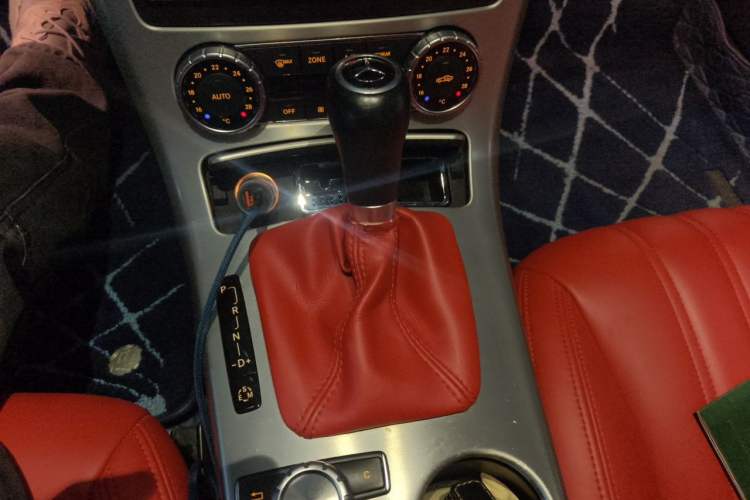 Used Mercedes-Benz SLK-Class 2011 SLK 200 Luxury Sports Model Gear Lever