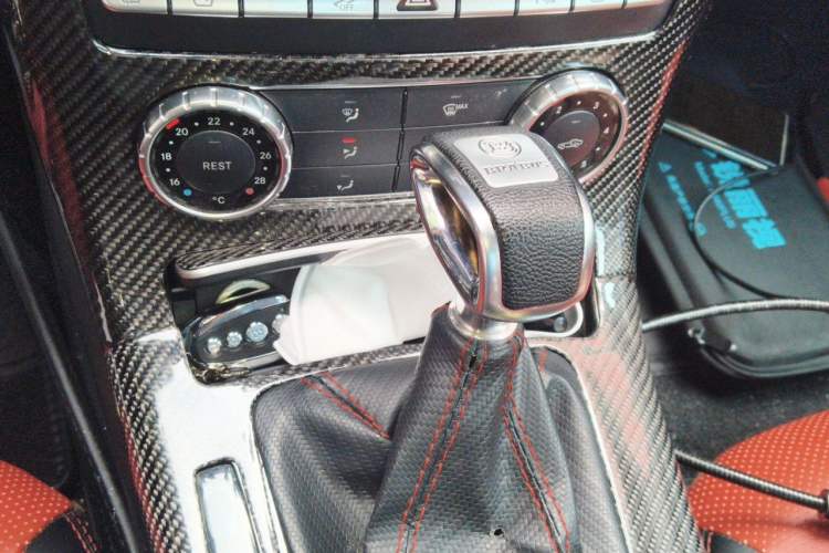 Used Mercedes-Benz SLK-Class 2011 SLK 200 Fashion Model Gear Lever