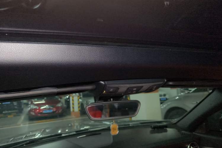 Used Mercedes-Benz SLK-Class 2011 SLK 200 Luxury Sports Model Headliner