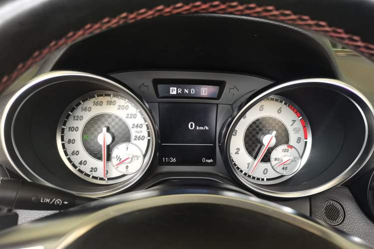 Used Mercedes-Benz SLK-Class 2011 SLK 200 Luxury Sports Model Instrument Cluster