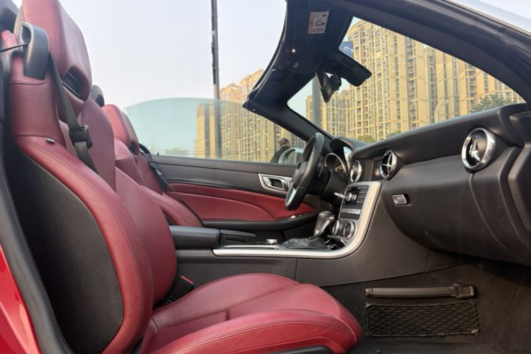 Used Mercedes-Benz SLK-Class 2011 SLK 200 Fashion Model Interior 1