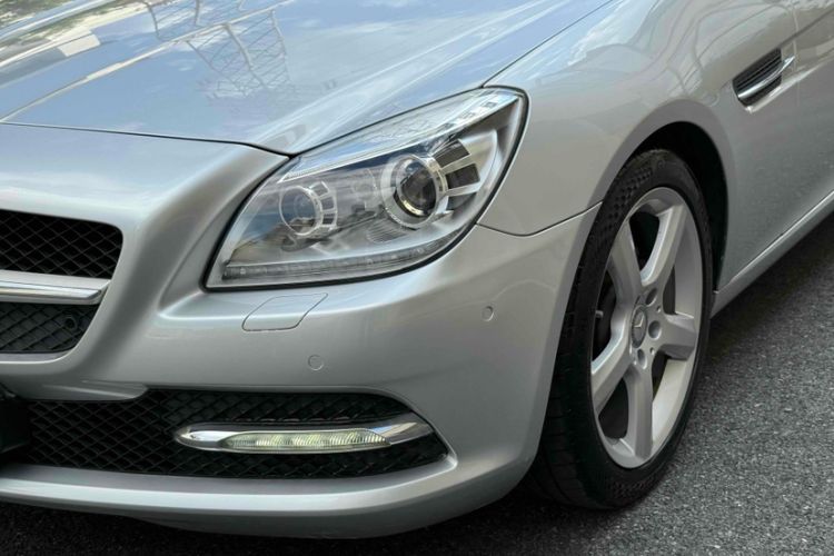 Used Mercedes-Benz SLK-Class 2011 SLK 200 Fashion Model Left Front Headlight