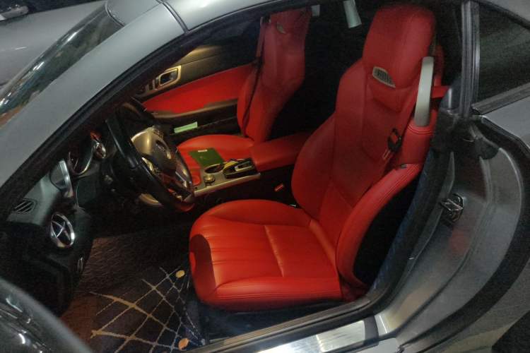 Used Mercedes-Benz SLK-Class 2011 SLK 200 Luxury Sports Model Left Front Seat