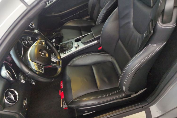 Used Mercedes-Benz SLK-Class 2011 SLK 200 Fashion Model Left Front Seat