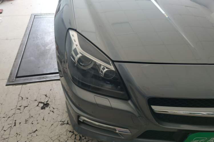 Used Mercedes-Benz SLK-Class 2011 SLK 200 Luxury Sports Model Right Front Headlight