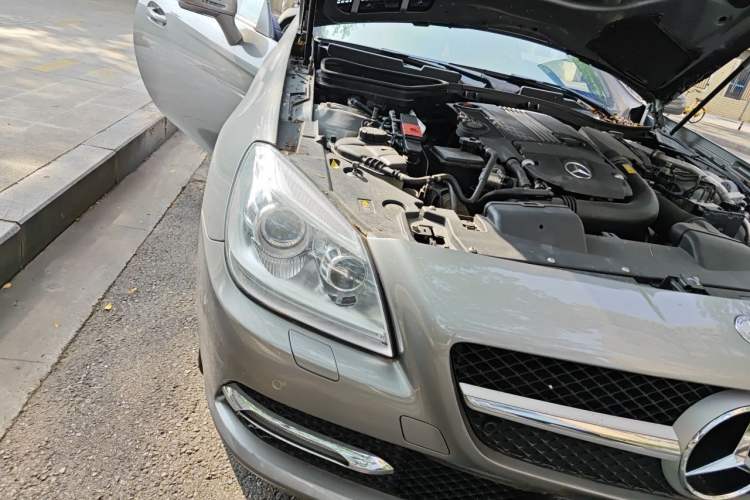 Used Mercedes-Benz SLK-Class 2011 SLK 200 Fashion Model Right Front Headlight