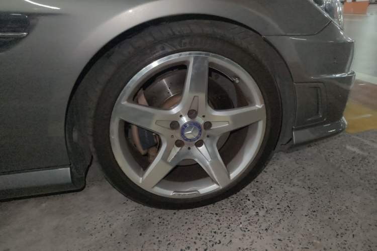 Used Mercedes-Benz SLK-Class 2011 SLK 200 Luxury Sports Model Right Front Wheel Hub