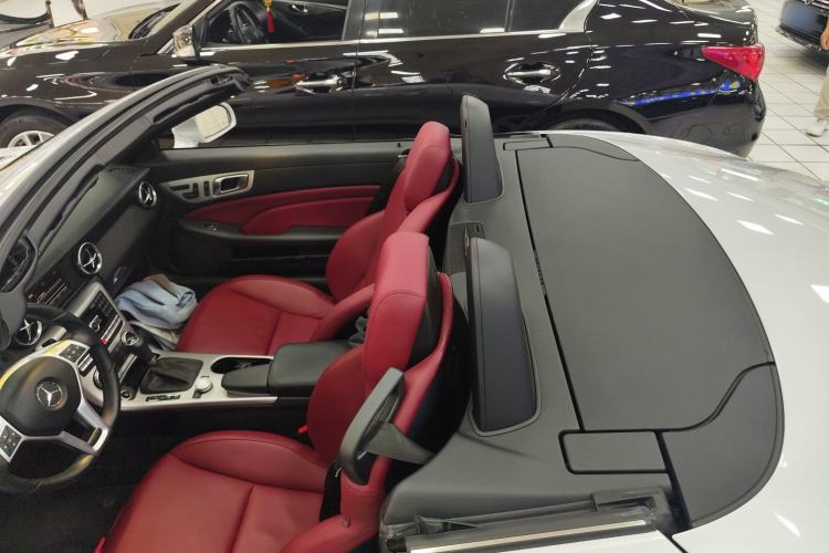 Used Mercedes-Benz SLK-Class 2011 SLK 200 Fashion Model Roof