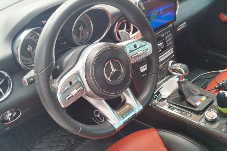 Used Mercedes-Benz SLK-Class 2011 SLK 200 Fashion Model Steering Wheel