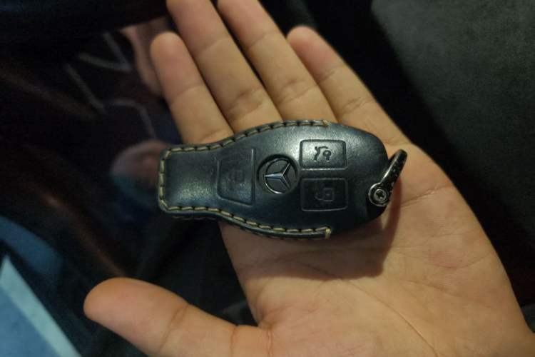 Used Mercedes-Benz SLK-Class 2011 SLK 200 Luxury Sports Model Vehicle Key