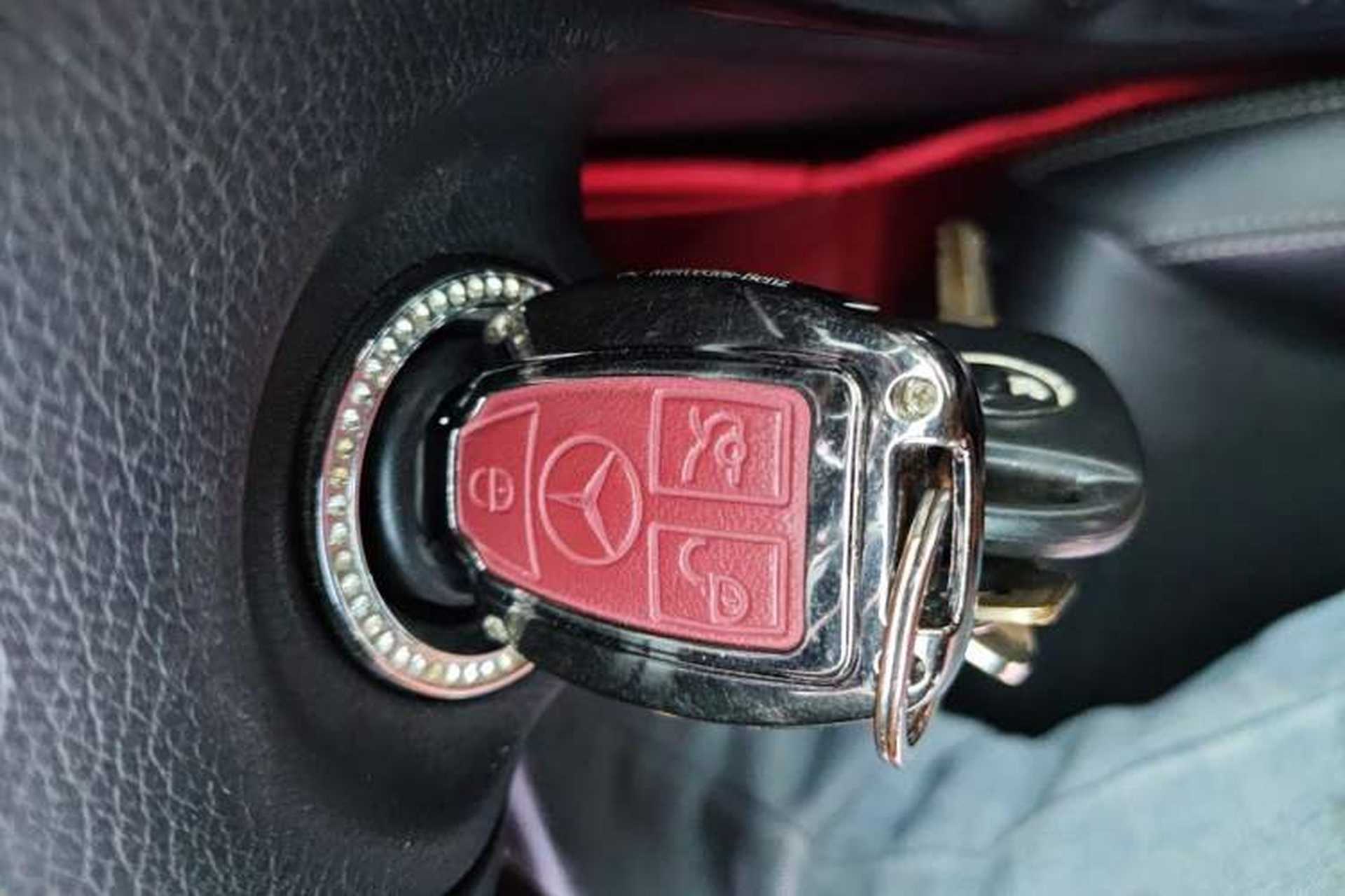 Used Mercedes-Benz SLK-Class 2011 SLK 200 Fashion Model Vehicle Key