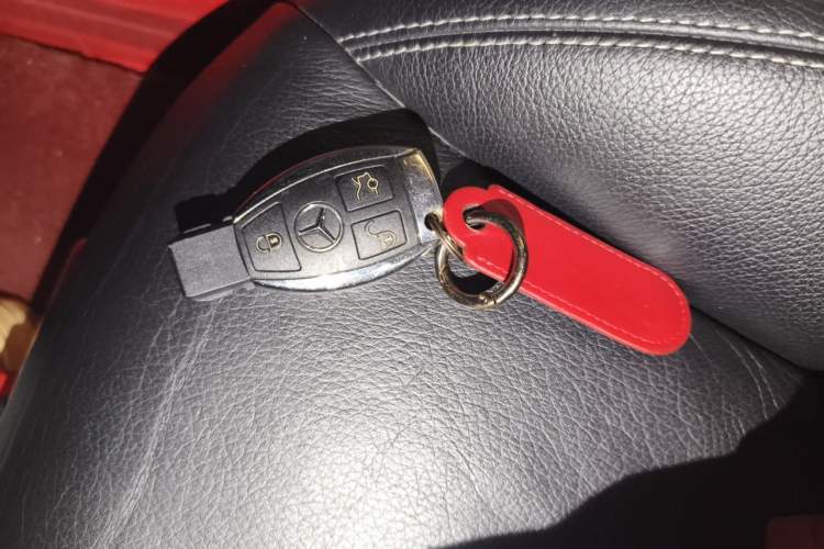 Used Mercedes-Benz SLK-Class 2011 SLK 200 Fashion Model Vehicle Key