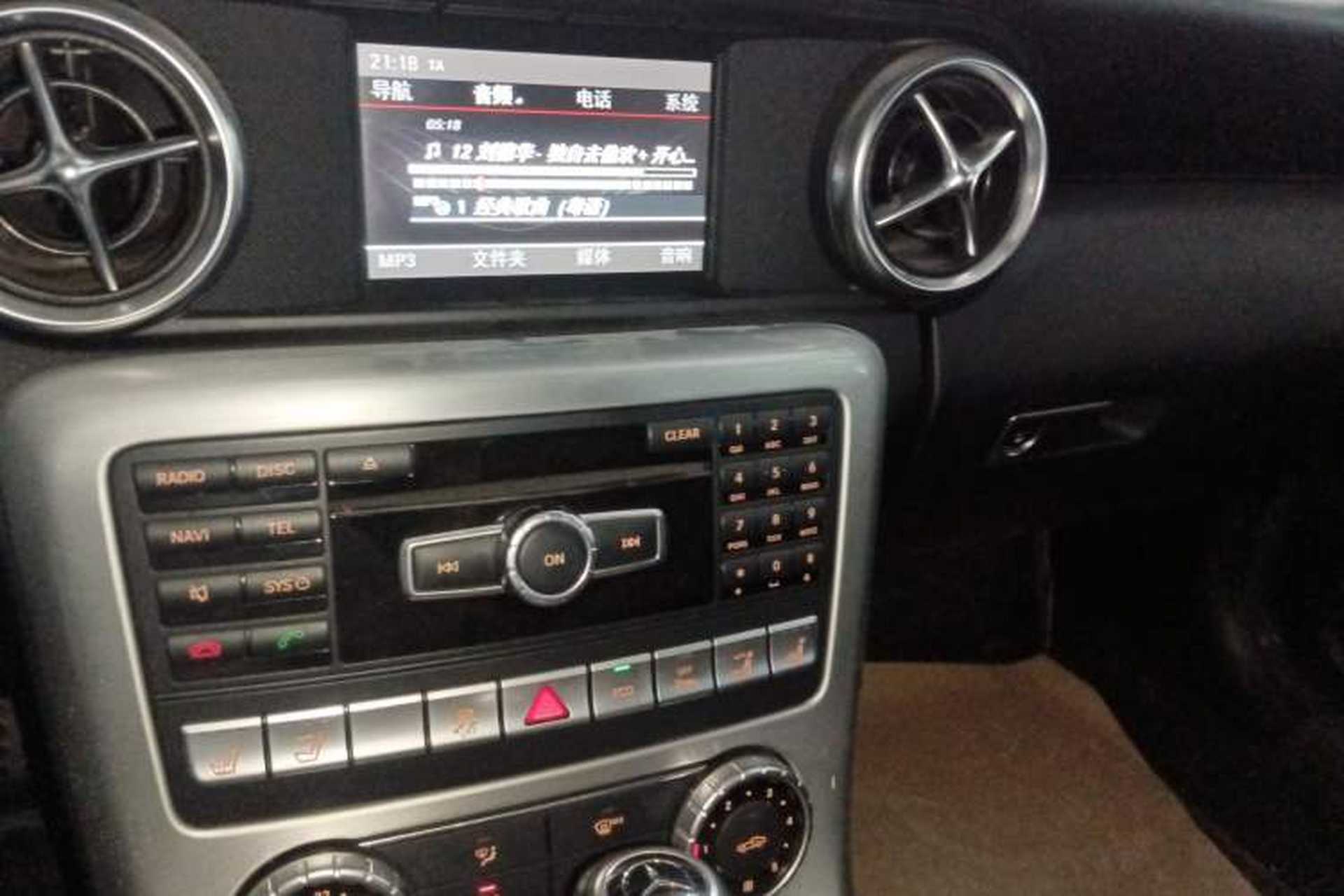 Used Mercedes-Benz SLK-Class 2011 SLK 200 Fashion Model Audio And AC Panel