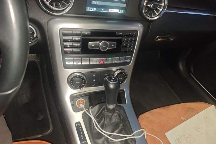 Used Mercedes-Benz SLK-Class 2011 SLK 200 Fashion Model Audio And AC Panel