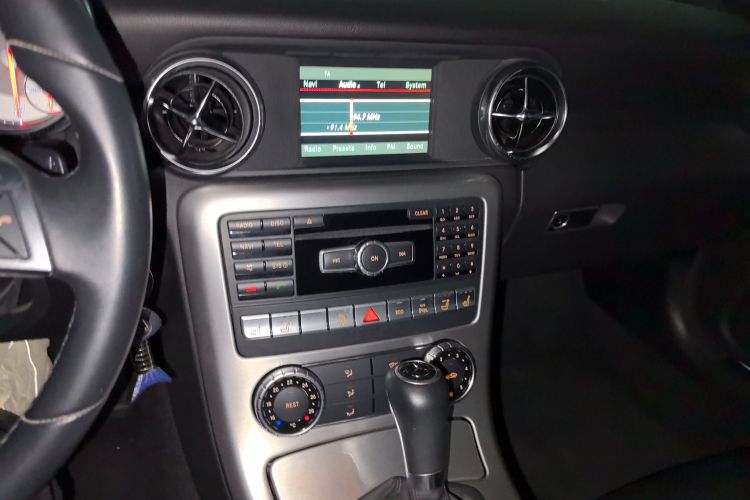 Used Mercedes-Benz SLK-Class 2011 SLK 200 Fashion Model Audio And AC Panel