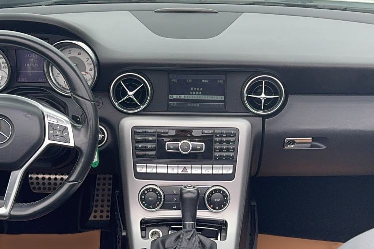 Used Mercedes-Benz SLK-Class 2011 SLK 200 Fashion Model Audio And AC Panel