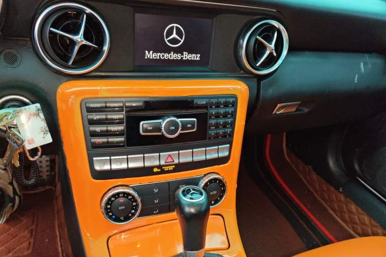 Used Mercedes-Benz SLK-Class 2011 SLK 200 Fashion Model Audio And AC Panel