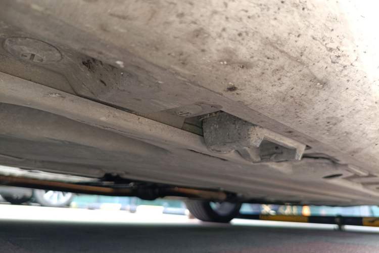 Used Mercedes-Benz SLK-Class 2011 SLK 200 Fashion Model Chassis Front Left