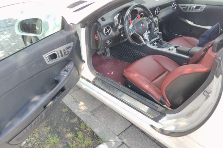 Used Mercedes-Benz SLK-Class 2011 SLK 200 Fashion Model Driver Seat